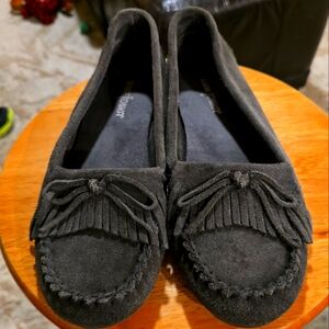 Minnetonka Women's Grey Suede Moccasins